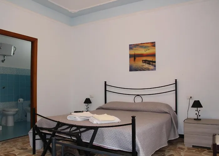 Budget 招待所 阿尔盖罗