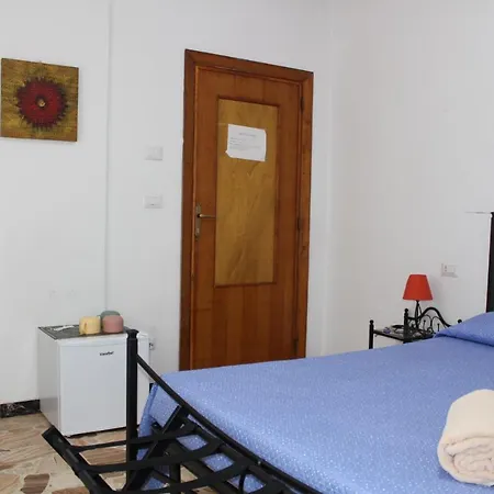 Budget Affittacamere 3*